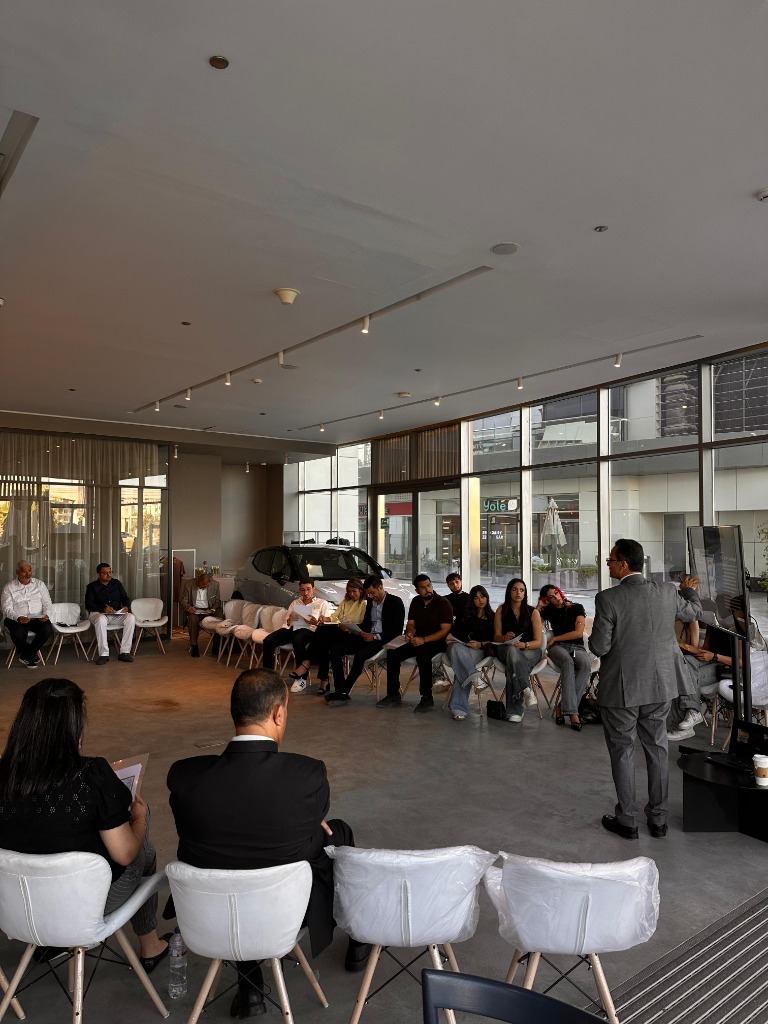 Volvo Gallery Roundtable Atmosphere